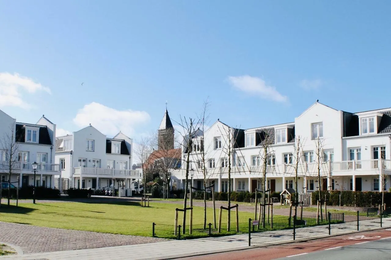 Spacious Family Holiday Home  Zandvoort Nederland